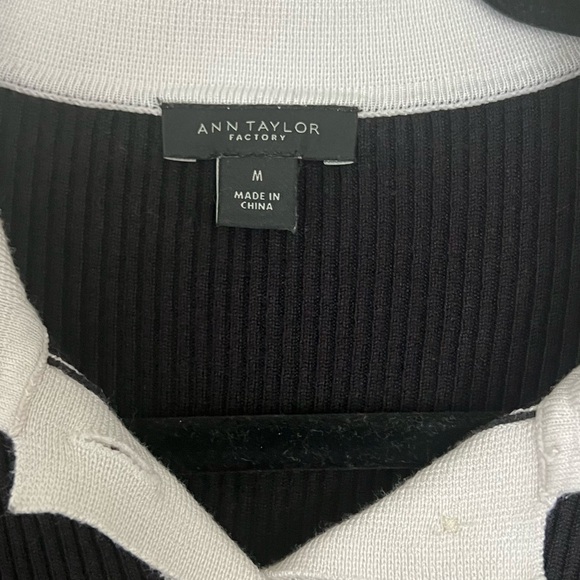 Ann Taylor Factory Ribbed Knit Top Sz M - Picture 2 of 4